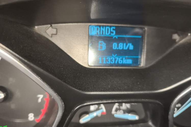 Used Ford Focus 2017 Sedan 1.6L Automatic Fashion Edition Smart Drive Version Odometer Close Up
