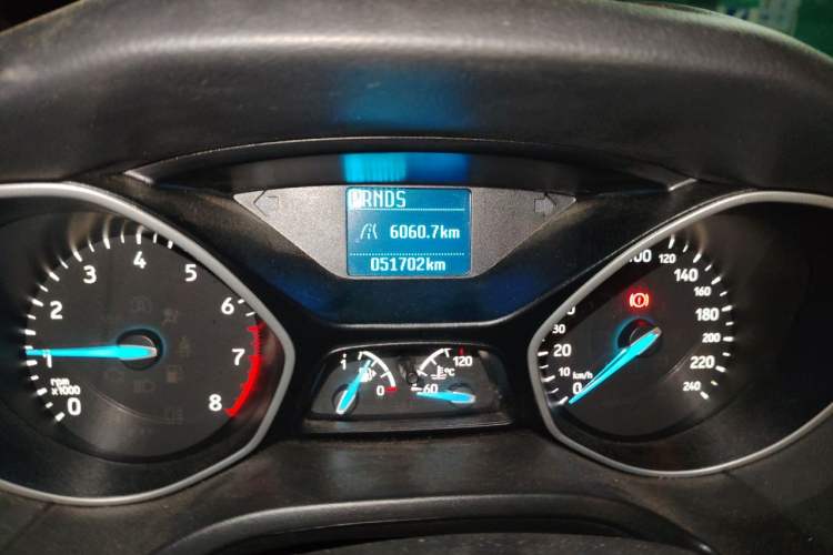 Used Ford Focus 2017 Sedan 1.6L Automatic Comfort Plus SmartDrive Edition Odometer Close Up