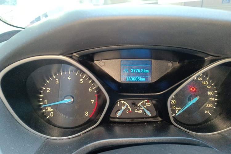 Used Ford Focus 2017 Sedan 1.6L Manual Comfort Plus SmartDrive Edition Odometer Close Up