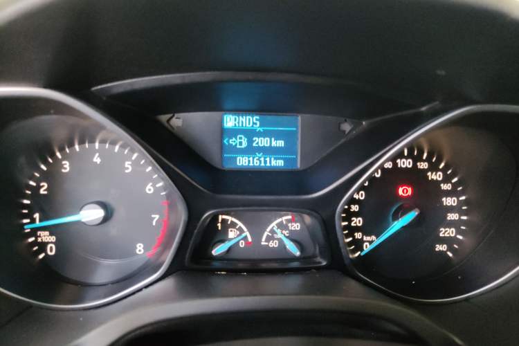 Used Ford Focus 2017 Hatchback 1.6L Automatic Fashion Edition Smart Drive Version Odometer Close Up