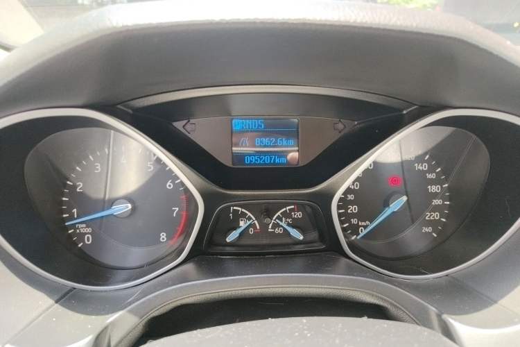 Used Ford Focus 2017 Hatchback 1.6L Automatic Comfort Plus SmartDrive Edition Odometer Close Up