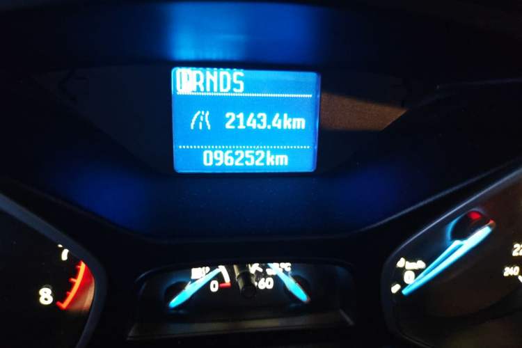 Used Ford Focus 2017 Sedan 1.6L Automatic Comfort Plus SmartDrive Edition Odometer Close Up