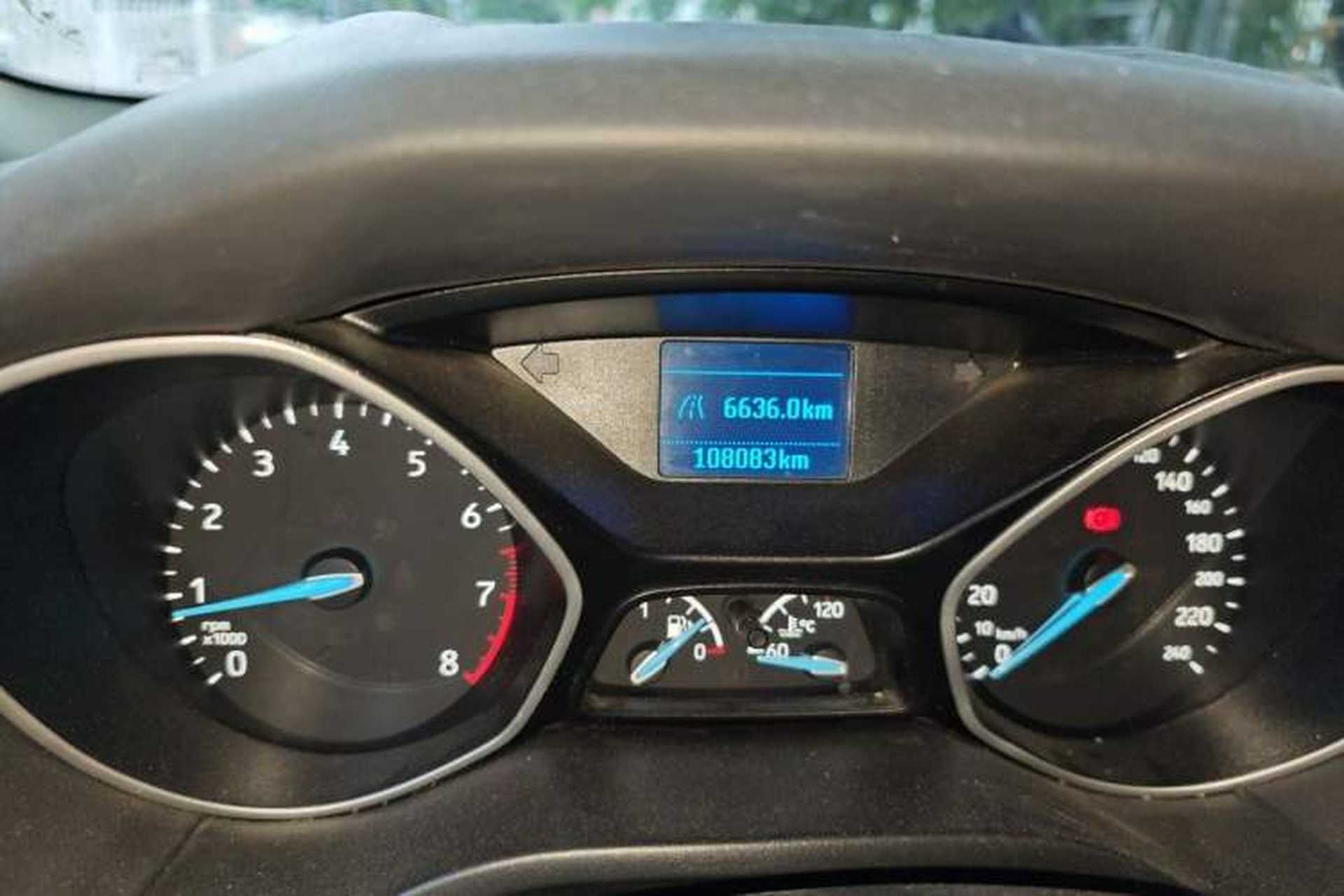 Used Ford Focus 2017 Sedan 1.6L Manual Comfort Plus SmartDrive Edition Odometer Close Up