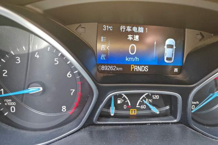 Used Ford Focus 2017 Hatchback EcoBoost 180 Automatic Elite Model Odometer Close Up