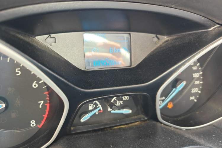 Used Ford Focus 2017 Hatchback 1.6L Automatic Comfort Plus SmartDrive Edition Odometer Close Up