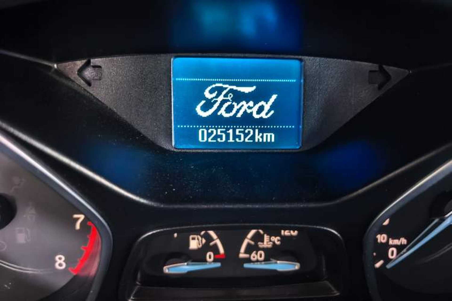 Used Ford Focus 2017 Sedan 1.6L Automatic Fashion Edition Smart Drive Version Odometer Close Up
