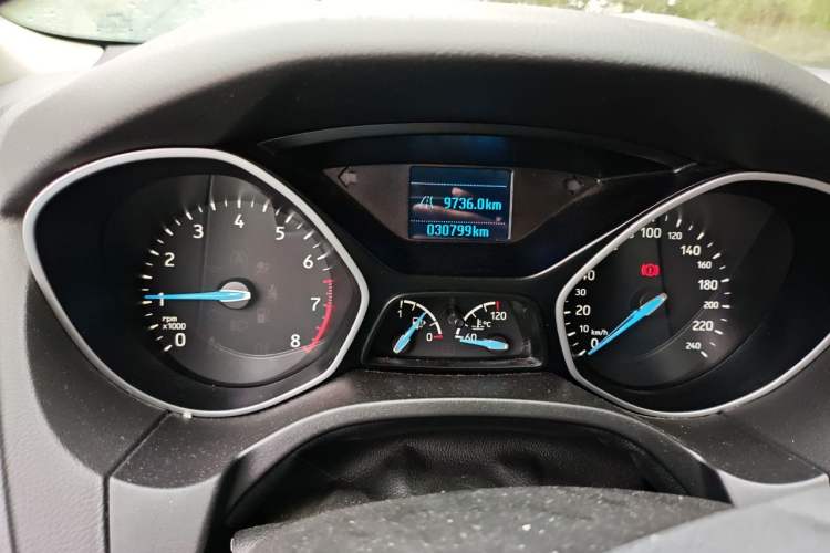 Used Ford Focus 2017 Hatchback 1.6L Manual Comfort Plus SmartDrive Edition Odometer Close Up