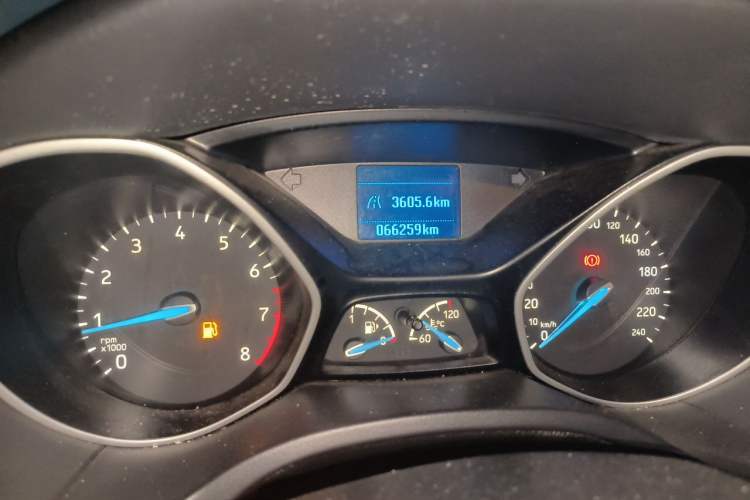 Used Ford Focus 2017 Hatchback 1.6L Manual Comfort Plus SmartDrive Edition Odometer Close Up