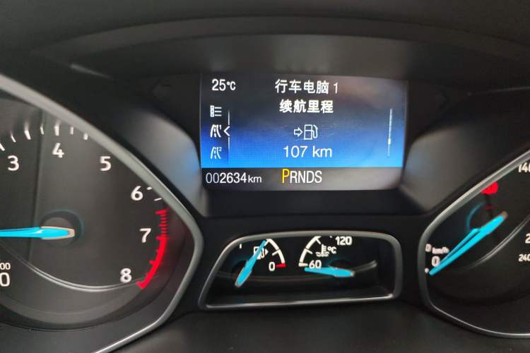 Used Ford Focus 2017 Hatchback EcoBoost 180 Automatic Elite Model Odometer Close Up