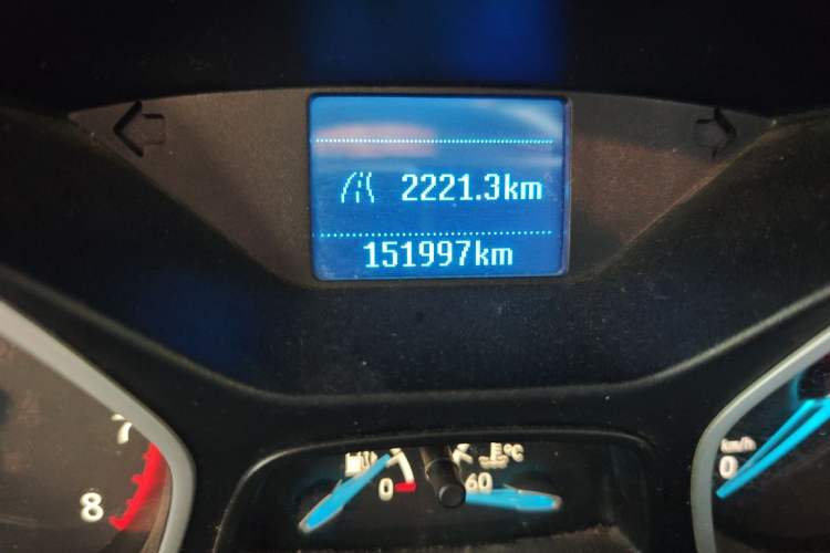 Used Ford Focus 2017 Sedan 1.6L Manual Comfort Plus SmartDrive Edition Odometer Close Up