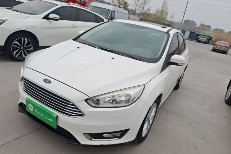 Ojetý Ford Focus 2017 Sedan EcoBoost 125 Automatic Supreme Style SmartDrive Edition Guazi used car, China used car export, Used car for sale, Used cars, Cheapest cars for sale