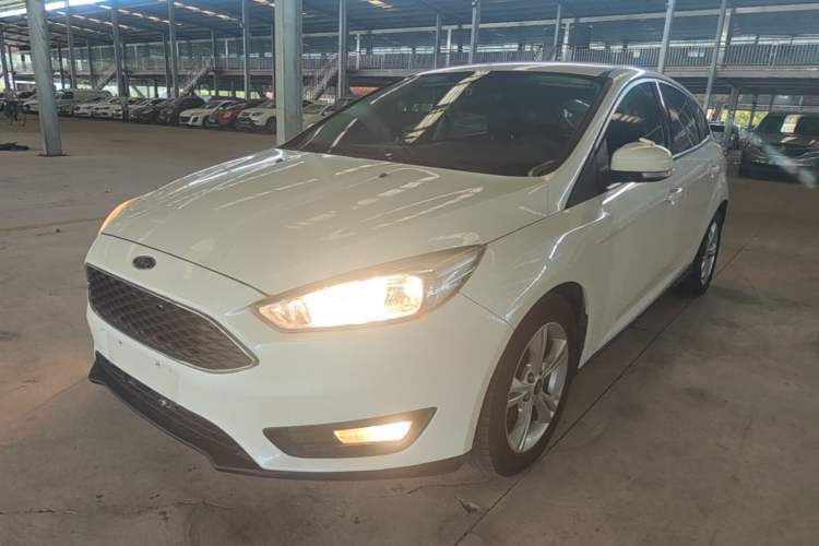 Used Ford Focus 2017 Hatchback 1.6L Automatic Comfort Plus SmartDrive Edition Guazi used car, China used car export, Used car for sale, Used cars, Cheapest cars for sale