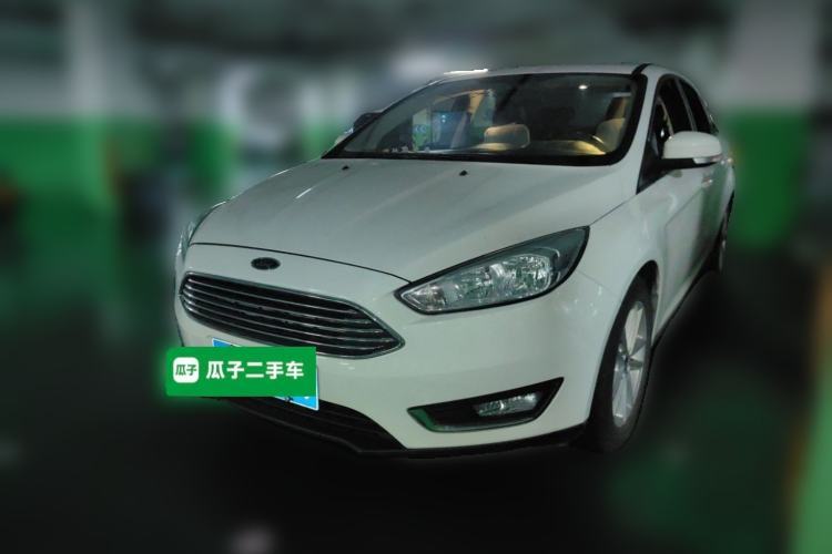 Used Ford Focus 2017 Sedan 1.6L Automatic Fashion Edition Smart Drive Version Guazi used car, China used car export, Used car for sale, Used cars, Cheapest cars for sale