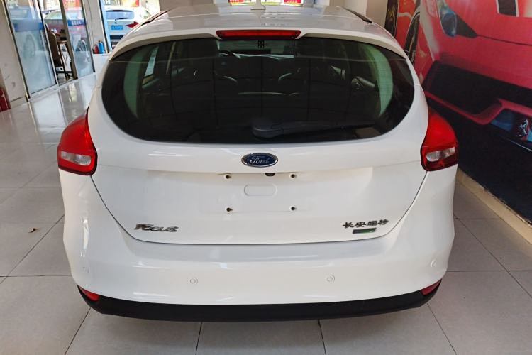 Used Ford Focus 2017 Hatchback EcoBoost 125 Automatic - Ultra-Powerful Style Edition with Smart Drive Features Rear
