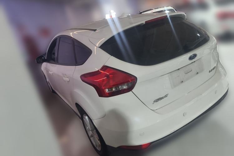 Used Ford Focus 2017 Hatchback 1.6L Automatic Fashion Edition Smart Drive Version Rear Left 45 Deg