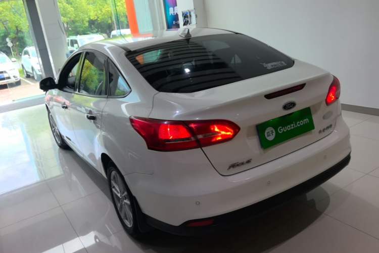 Used Ford Focus 2017 Sedan 1.6L Automatic Fashion Edition Smart Drive Version Rear Left 45 Deg
