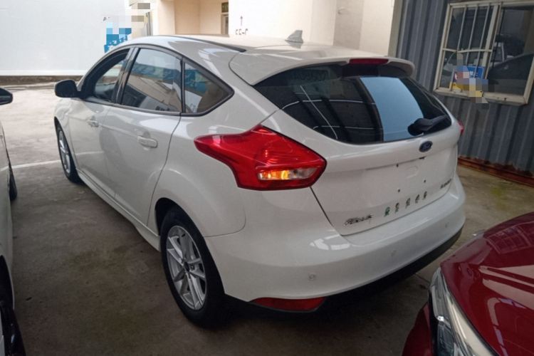 Used Ford Focus 2017 Hatchback 1.6L Automatic Fashion Edition Smart Drive Version Rear Left 45 Deg