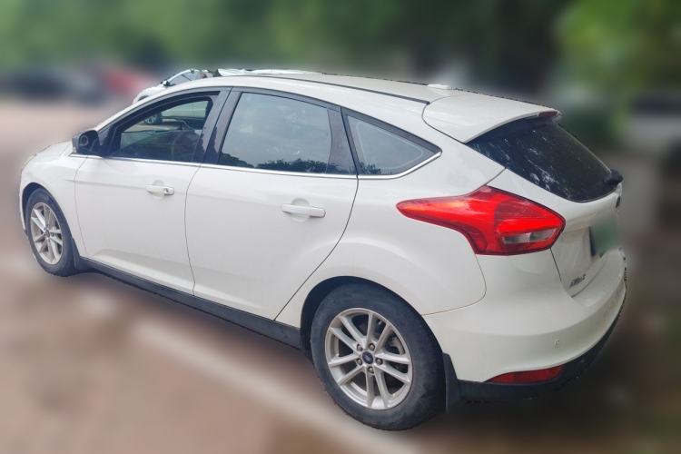 Used Ford Focus 2017 Hatchback EcoBoost 180 Automatic Elite Model Rear Left 45 Deg