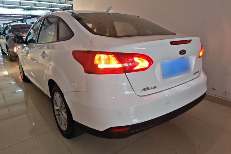 Used Ford Focus 2017 Sedan 1.6L Automatic Fashion Edition Smart Drive Version Rear Left 45 Deg