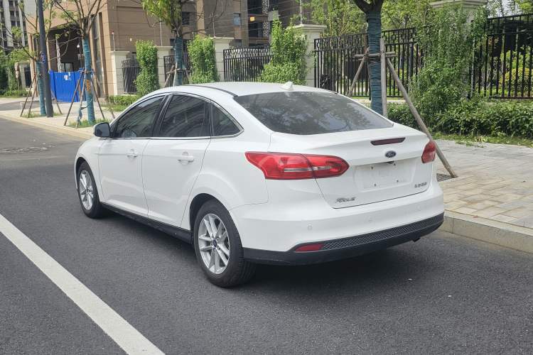 Used Ford Focus 2017 Sedan 1.6L Automatic Fashion Edition Smart Drive Version Rear Left 45 Deg
