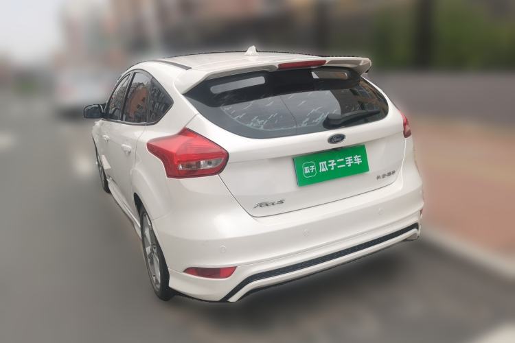 Used Ford Focus 2017 Hatchback 1.6L Manual Fashion Edition SmartDrive Version Rear Left 45 Deg