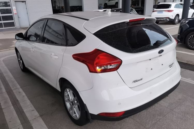 Used Ford Focus 2017 Hatchback EcoBoost 125 Automatic - Ultra-Powerful Style Edition with Smart Drive Features Rear Left 45 Deg
