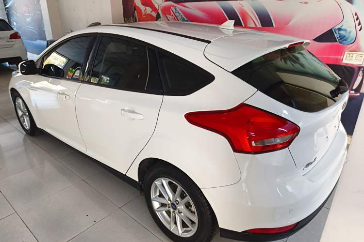 Used Ford Focus 2017 Hatchback EcoBoost 125 Automatic - Ultra-Powerful Style Edition with Smart Drive Features Rear Left 45 Deg