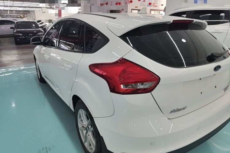 Used Ford Focus 2017 Hatchback EcoBoost 125 Automatic - Ultra-Powerful Style Edition with Smart Drive Features Rear Left 45 Deg