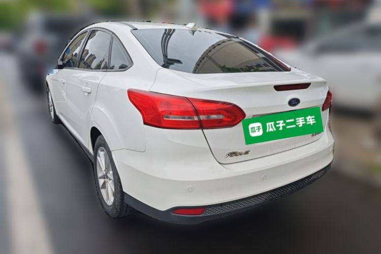 Used Ford Focus 2017 Sedan 1.6L Manual Fashion Edition Smart Drive Version Rear Left 45 Deg