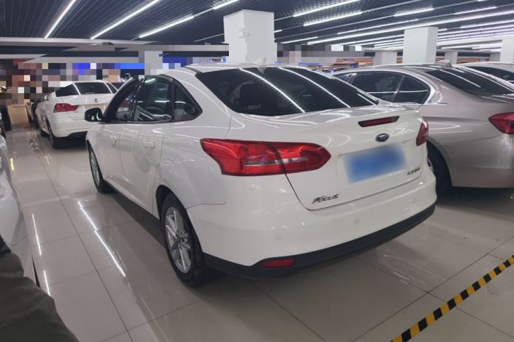 Used Ford Focus 2017 Sedan 1.6L Automatic Fashion Edition Smart Drive Version Rear Left 45 Deg