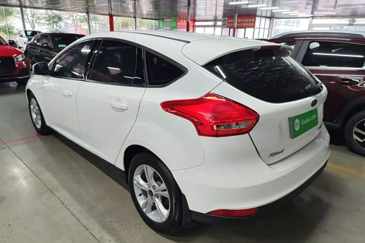 Used Ford Focus 2017 Hatchback 1.6L Automatic Comfort Plus SmartDrive Edition Rear Left 45 Deg