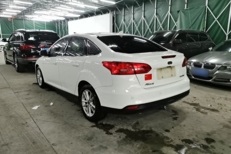 Used Ford Focus 2017 Sedan EcoBoost 125 Automatic Supreme Style SmartDrive Edition Rear Left 45 Deg