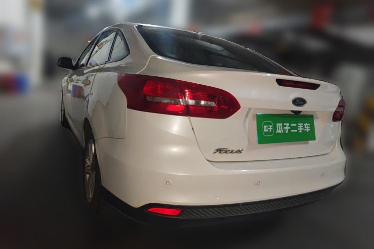 Used Ford Focus 2017 Sedan 1.6L Manual Fashion Edition Smart Drive Version Rear Left 45 Deg