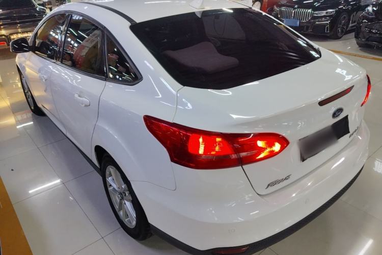 Used Ford Focus 2017 Sedan 1.6L Automatic Fashion Edition Smart Drive Version Rear Left 45 Deg