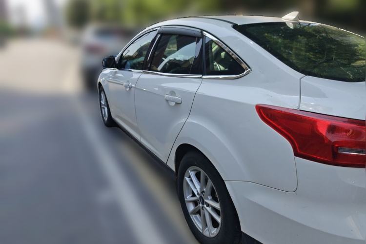Used Ford Focus 2017 Sedan 1.6L Automatic Fashion Edition Smart Drive Version Rear Left 45 Deg