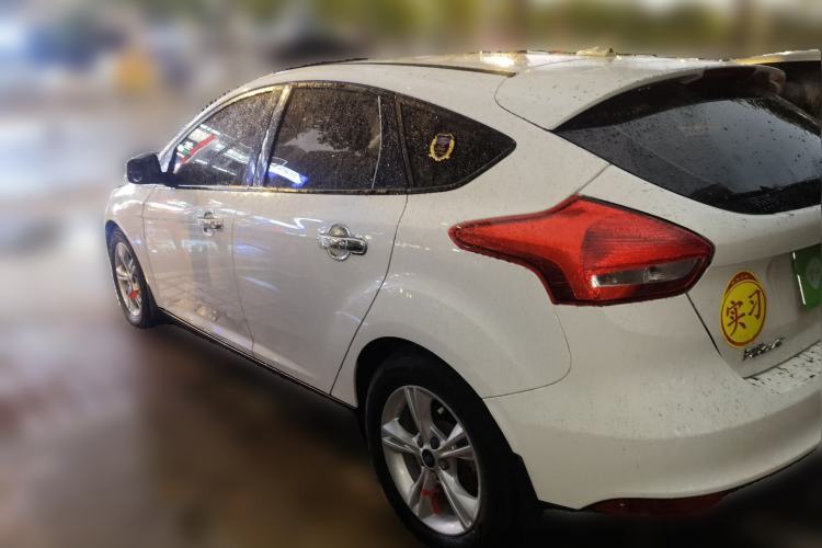 Used Ford Focus 2017 Hatchback 1.6L Automatic Comfort Plus SmartDrive Edition Rear Left 45 Deg