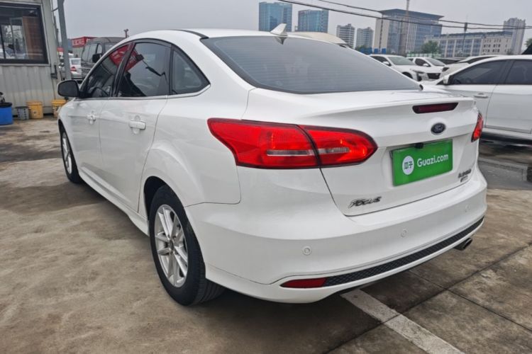 Used Ford Focus 2017 Sedan EcoBoost 180 Automatic Elite Model Rear Left 45 Deg