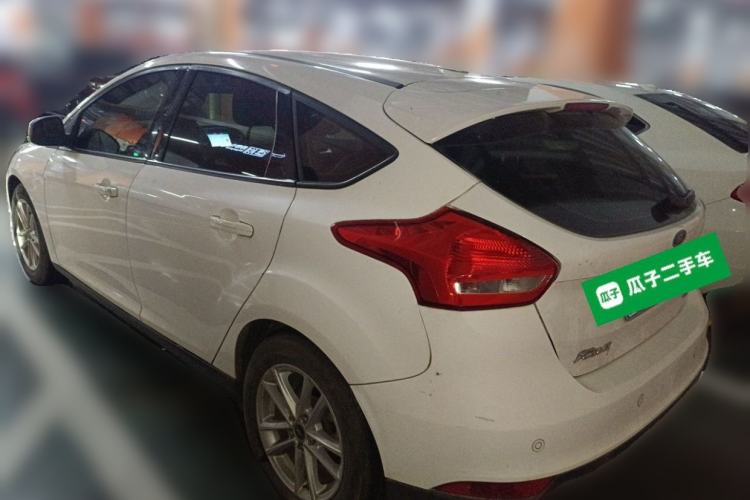 Used Ford Focus 2017 Hatchback 1.6L Automatic Fashion Edition Smart Drive Version Rear Left 45 Deg