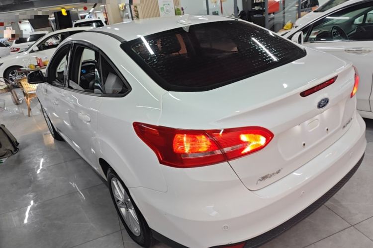 Used Ford Focus 2017 Sedan 1.6L Automatic Fashion Edition Smart Drive Version Rear Left 45 Deg