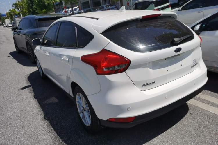 Used Ford Focus 2017 Hatchback 1.6L Automatic Fashion Edition Smart Drive Version Rear Left 45 Deg