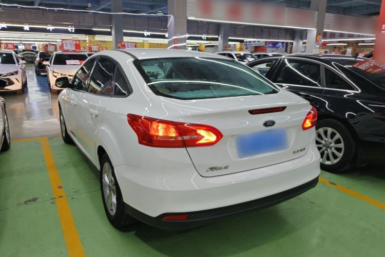 Used Ford Focus 2017 Sedan 1.6L Automatic Comfort Plus SmartDrive Edition Rear Left 45 Deg