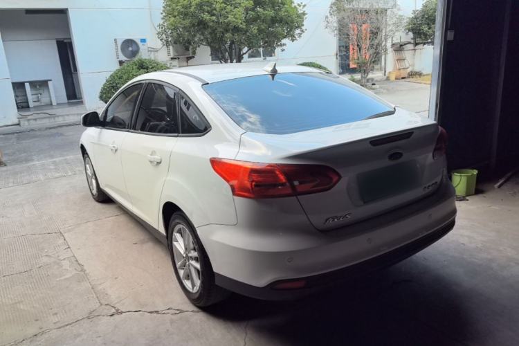 Used Ford Focus 2017 Sedan 1.6L Manual Fashion Edition Smart Drive Version Rear Left 45 Deg