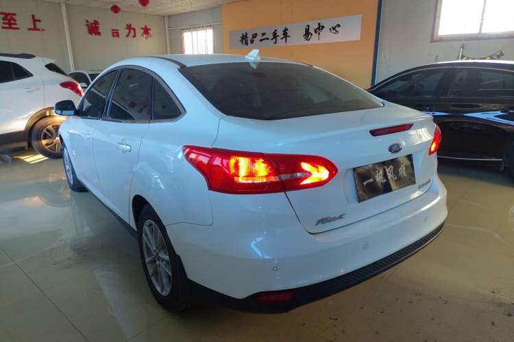 Used Ford Focus 2017 Sedan 1.6L Automatic Fashion Edition Smart Drive Version Rear Left 45 Deg