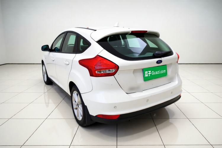 Used Ford Focus 2017 Hatchback 1.6L Automatic Fashion Edition Smart Drive Version Rear Left 45 Deg