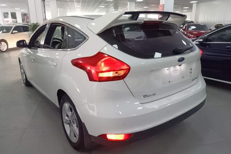 Used Ford Focus 2017 Hatchback 1.6L Automatic Comfort Plus SmartDrive Edition Rear Left 45 Deg