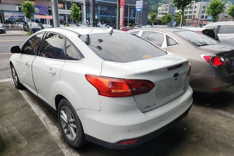 Used Ford Focus 2017 Sedan EcoBoost 180 Automatic Elite Model Rear Left 45 Deg