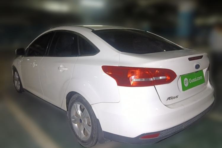 Used Ford Focus 2017 Sedan 1.6L Automatic Comfort Plus SmartDrive Edition Rear Left 45 Deg
