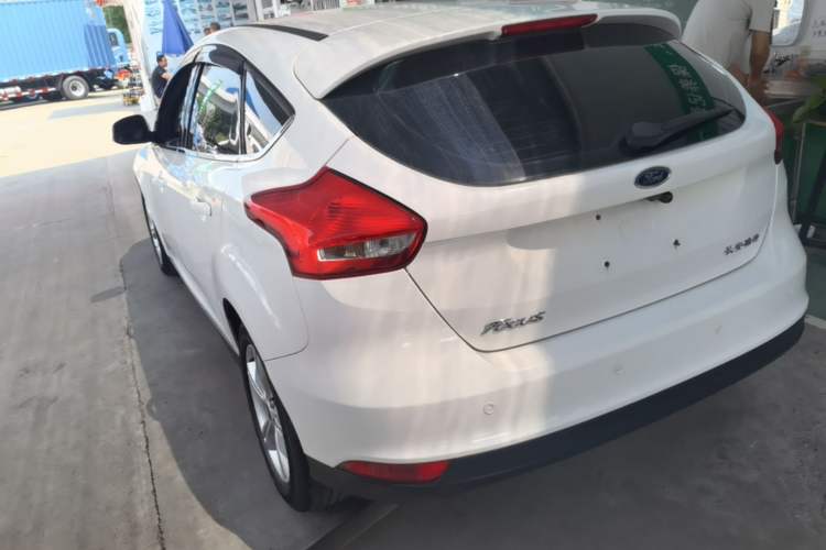 Used Ford Focus 2017 Hatchback 1.6L Manual Comfort Plus SmartDrive Edition Rear Left 45 Deg