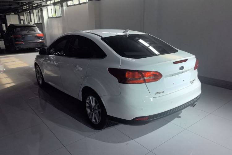 Used Ford Focus 2017 Sedan EcoBoost 180 Automatic Elite Model Rear Left 45 Deg