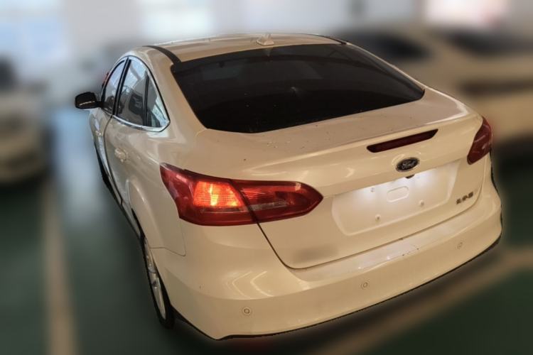 Used Ford Focus 2017 Sedan EcoBoost 125 Automatic Supreme Style SmartDrive Edition Rear Left 45 Deg